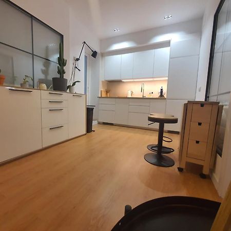 Rentadore Atocha Suites Madrid Luaran gambar